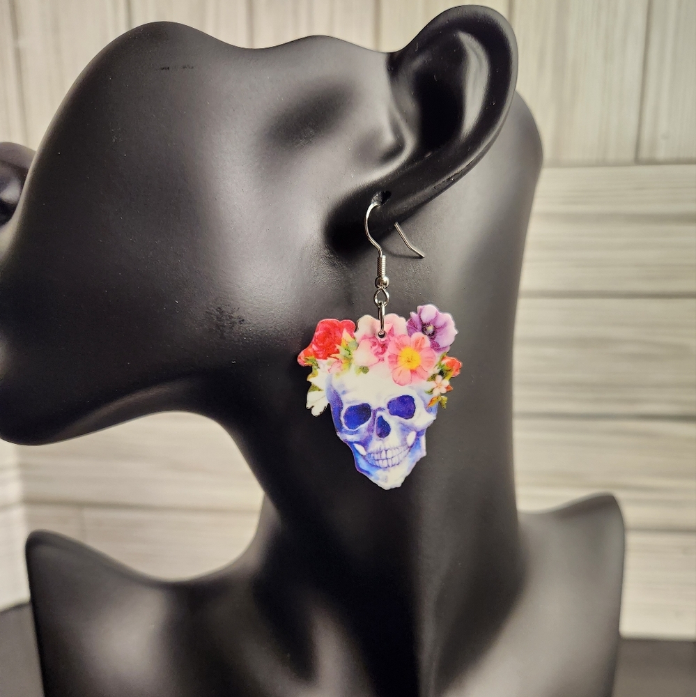 Spooky Skull Novelty Earrings